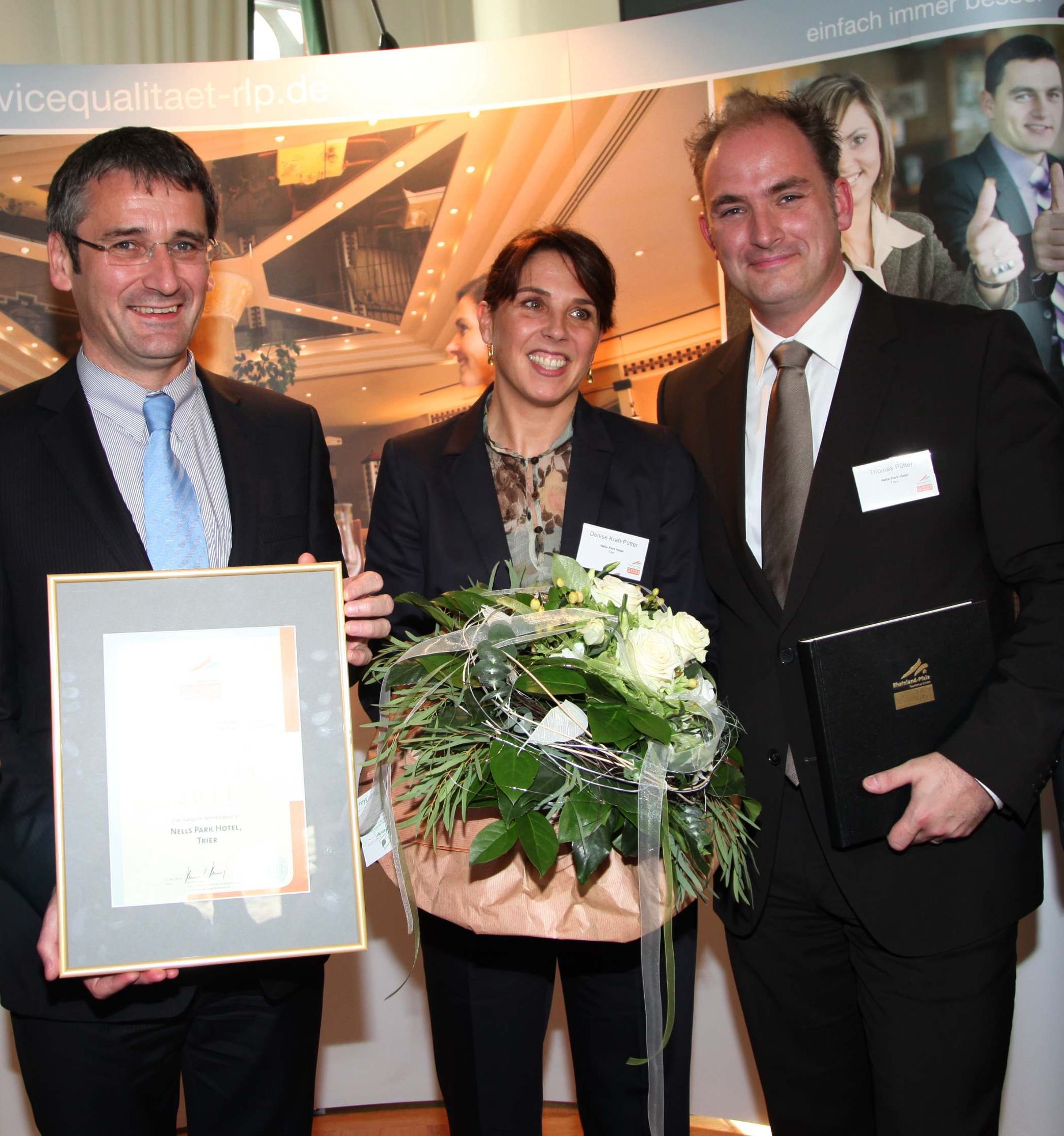  - Preisverleihung Gastgeber des Jahres 2011 Nells Park Hotel mit Hendrik Hering